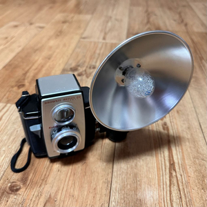 빈티지 코닥 필름카메라 + 플래시 세트