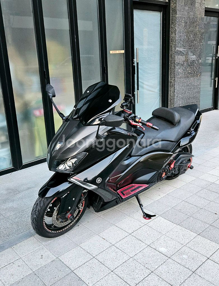 풀튜닝 티맥스 530 블랙맥스 팝니다.--0