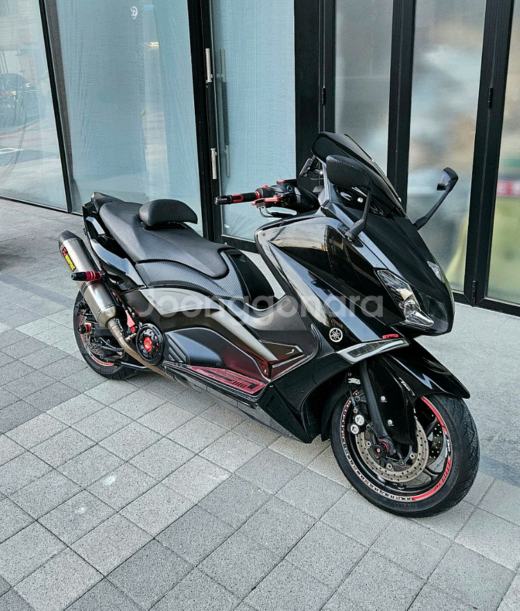 풀튜닝 티맥스 530 블랙맥스 팝니다.--3