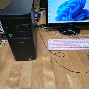 삼성 컴퓨터 본체 i3-9100 램8 GT1030