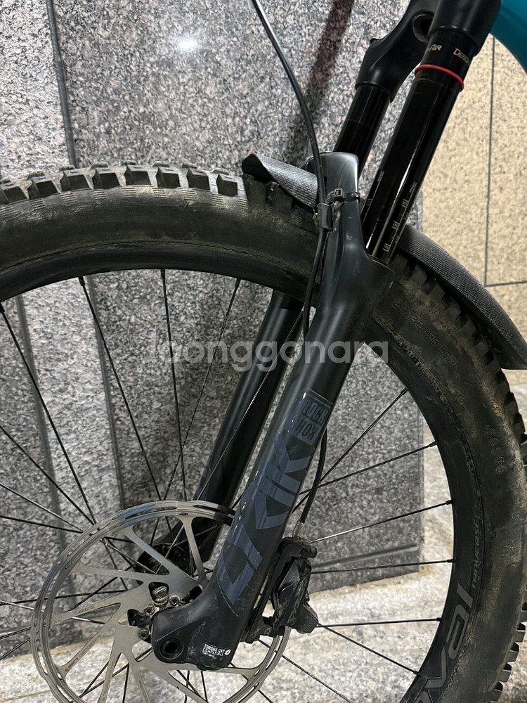 스페셜라이즈드 엔듀로 콤프 21년식 풀샥 mtb 자전거--3