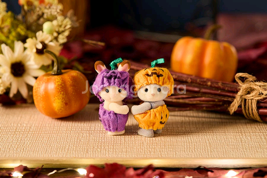 실바니안 공홈한정 직립 아기 옷 의상 할로윈 코스튬--1