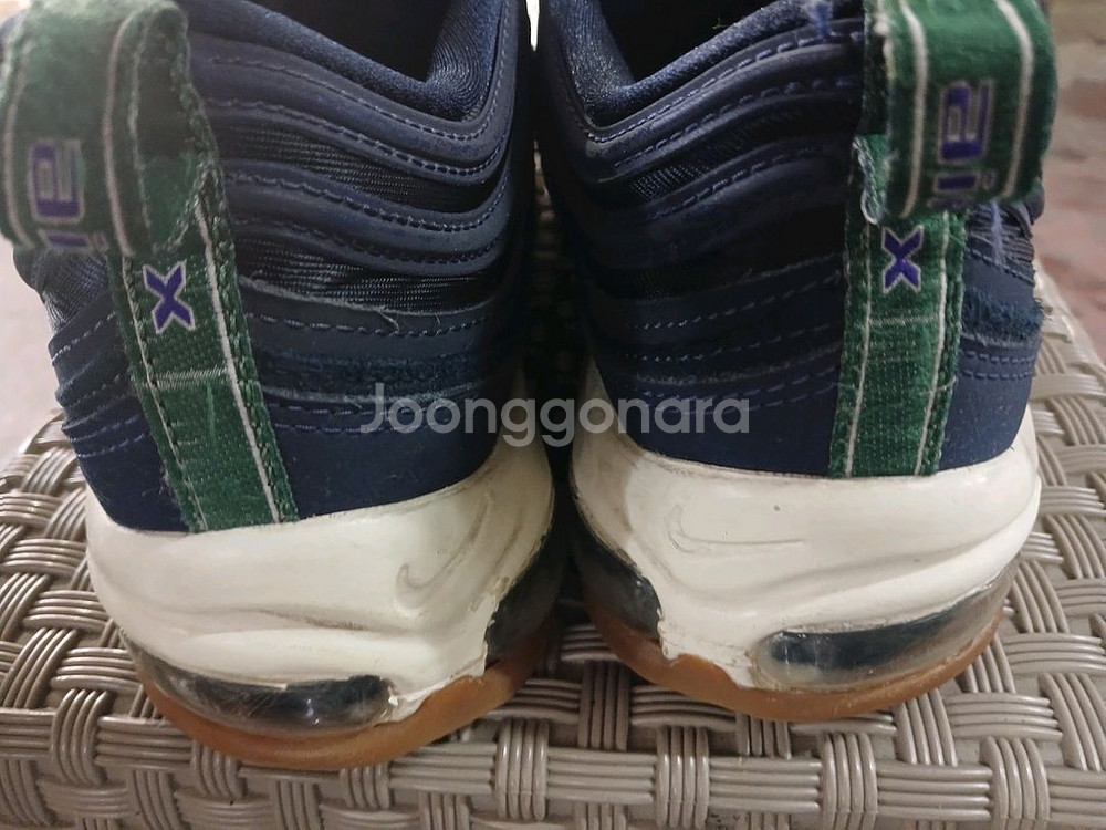 나이키에어맥스 운동화 275--3