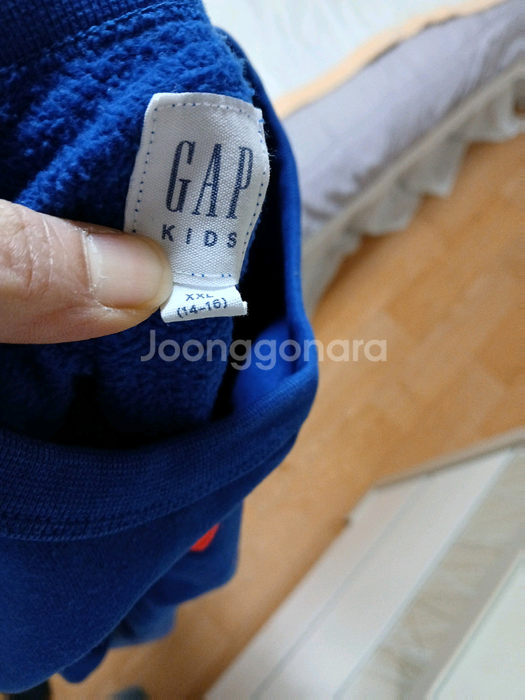 갭키즈 기모 맨투맨 XXL(14-16세) 160~165사이즈 1회착용 거의새것15000원--1