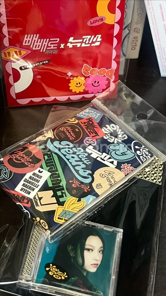 뉴진스 앨범 / 굿즈 판매합니다 (개별 가능)--3