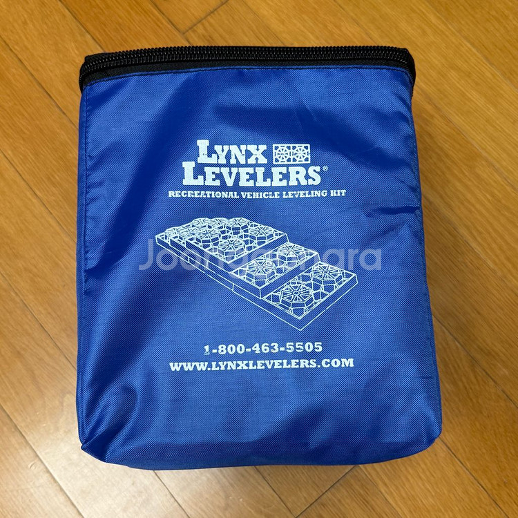 캠핑용 카라반 레벨러--0