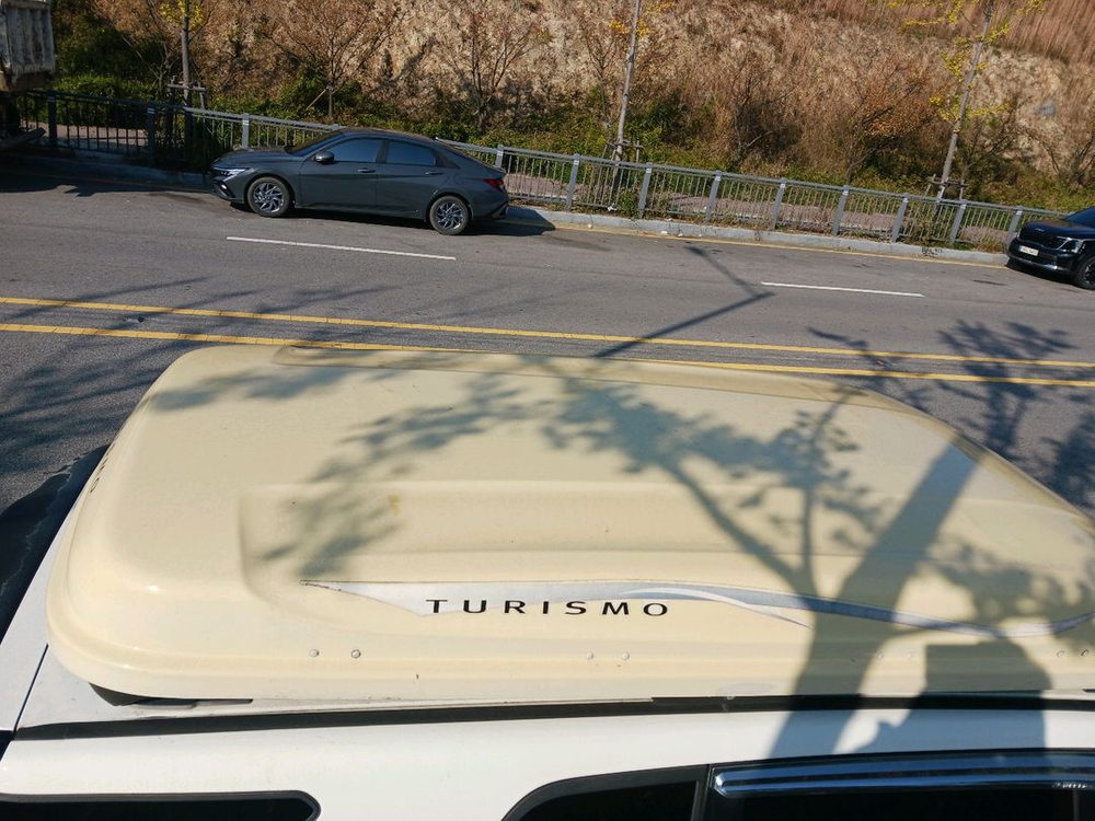 코란도투리스모 일체형 루프박스 이미지