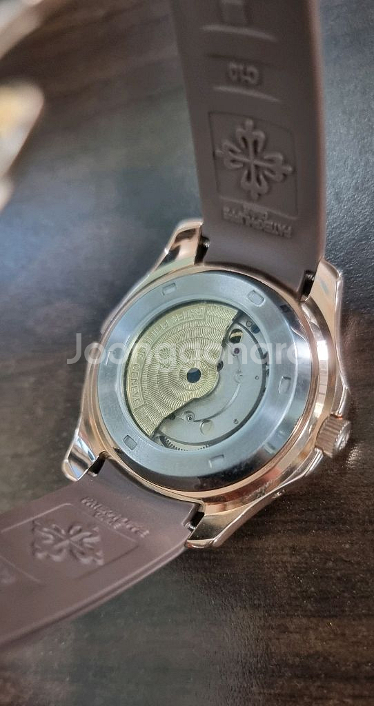 파텍필립 아쿠아넛 5164R-001 트래블타임--3