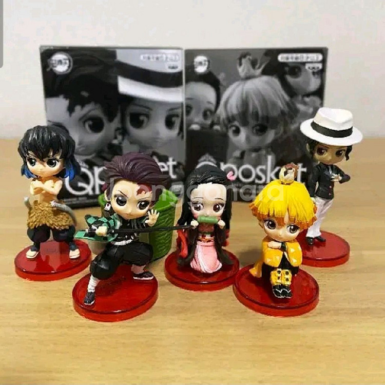 점프한정 귀멸의칼날 탄지로,네즈코,이노스케,젠이츠,무잔 피규어 (미개봉)--0