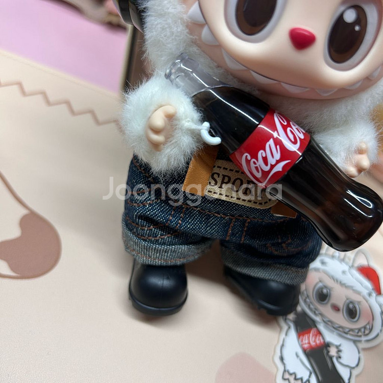 정품 팝마트 라부부 코카콜라 옷포함 인형키링--1