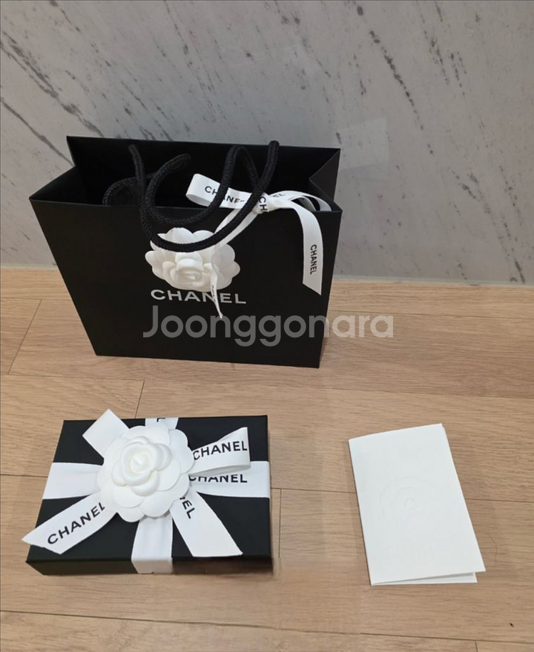 샤넬 클래식 카드슬롯 연핑크 딸기우유핑크 새상품--6