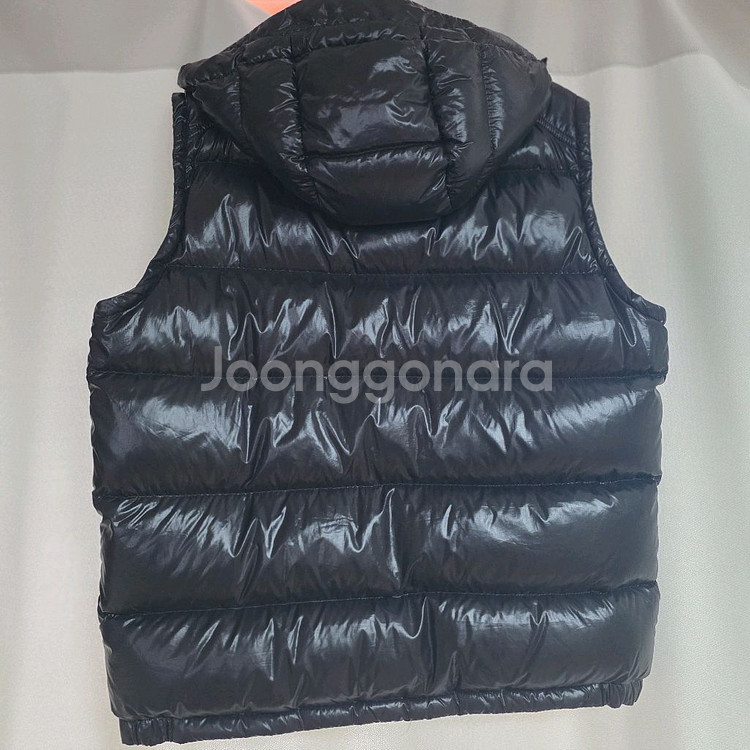 몽클레어 패딩 조끼6사이즈--1