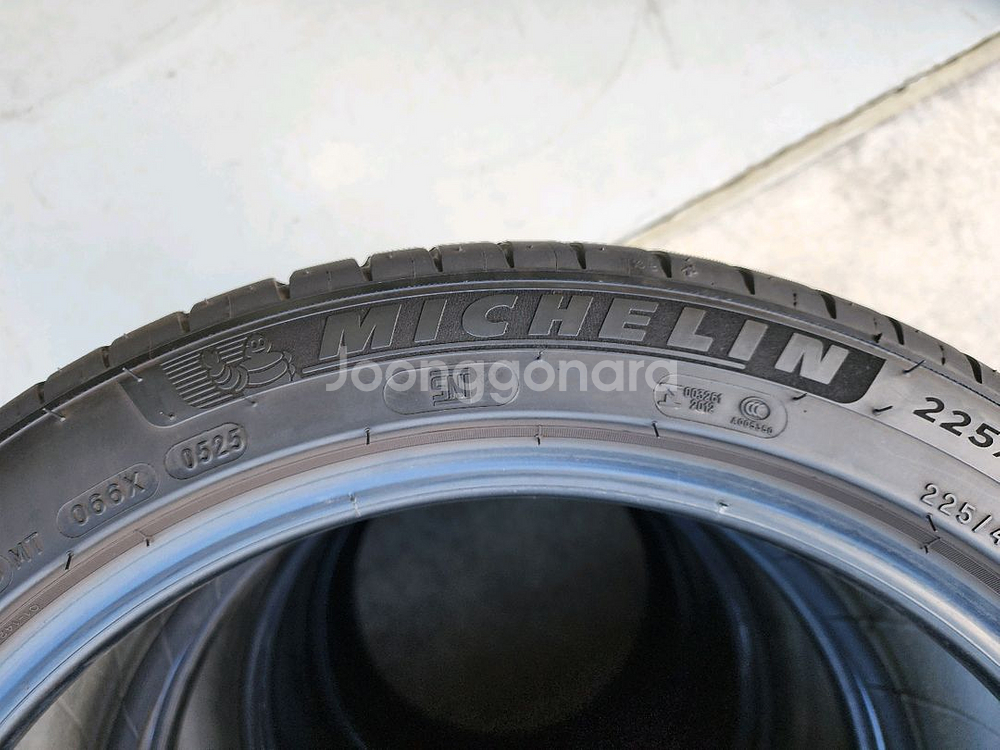 미쉐린 파일럿스포츠4 ZP 225 45 18 런플랫타이어, 2254518--1