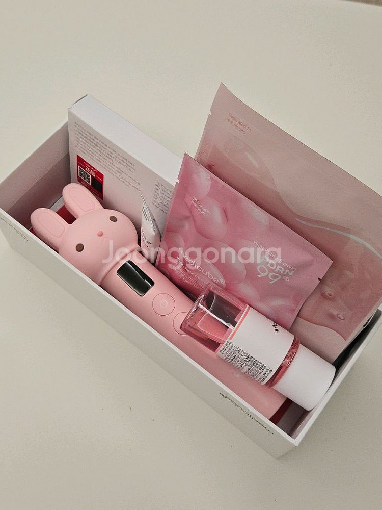 1회 사용) 메디큐브 부스터프로 핑크토끼 한정판 에디션(글로우 기획세트 포함)--0