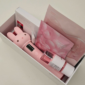 1회 사용) 메디큐브 부스터프로 핑크토끼 한정판 에디션(글로우 기획세트 포함)