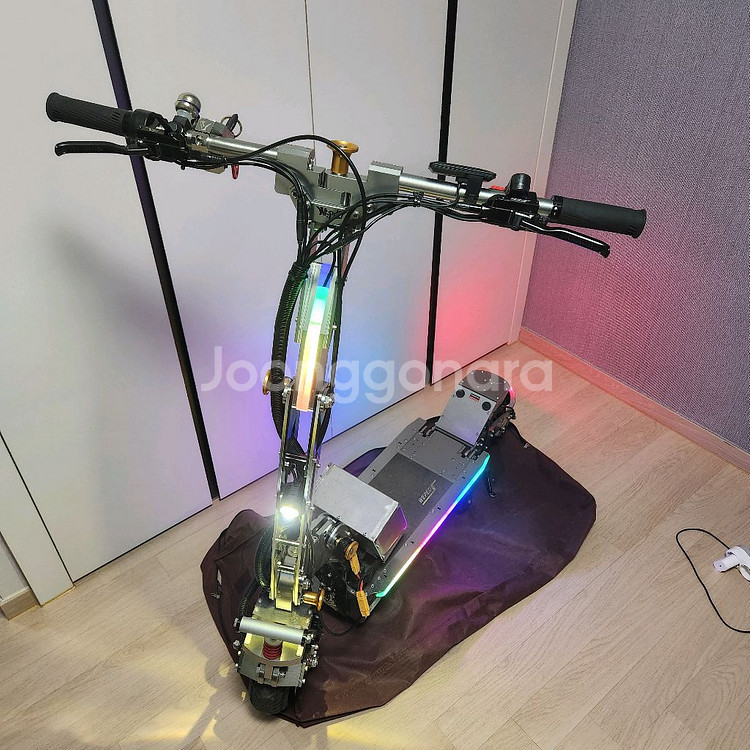 위페드 미니10 전동킥보드 세트(보조배터리, 급속충전기, 기타용품등)--1