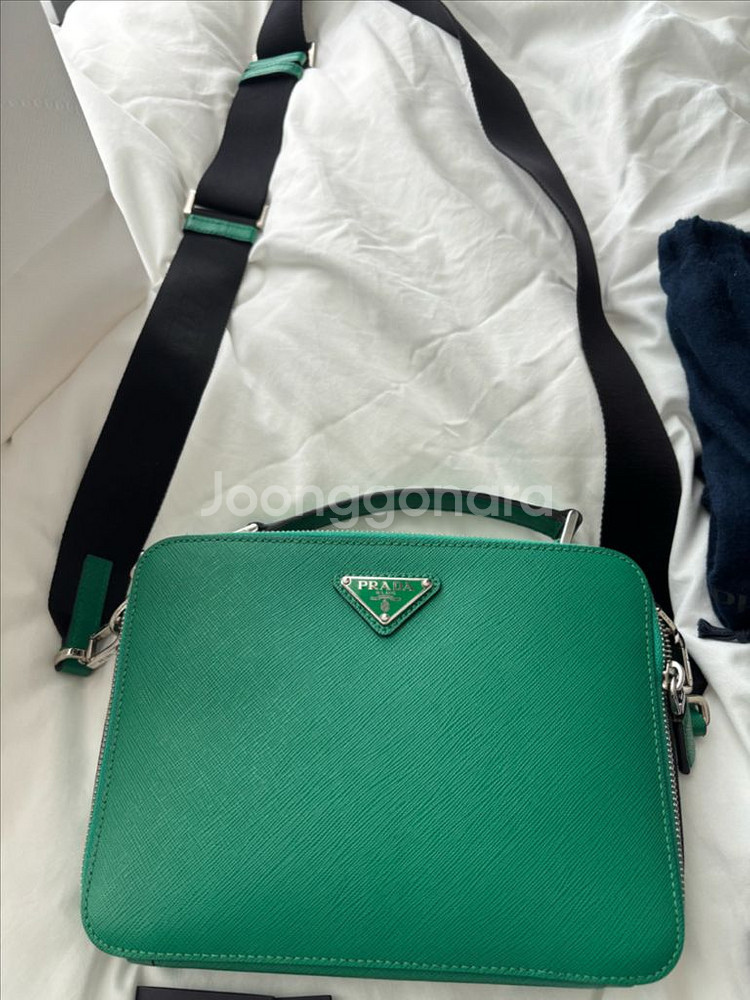 프라다 사피아노 브리크 망고 크로스백--1