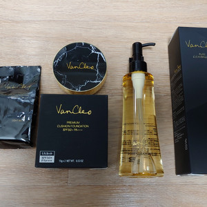 반클레오 퓨어 클렌징 오일 / 쿠션 파운데이션 미개봉