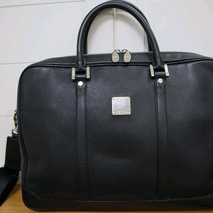 MCM 엠씨엠 가죽 서류가방