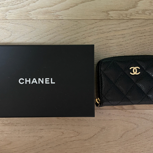*****샤넬 클래식 지퍼돌이 블랙 금장 새상품급