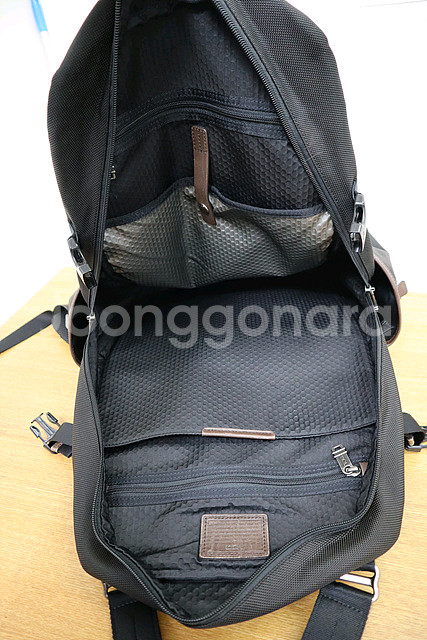 TUMI 투미 백팩 상태굿굿 이니셜0--5