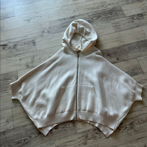 제평 스미스 울캐시 혼방 후드 판쵸니트