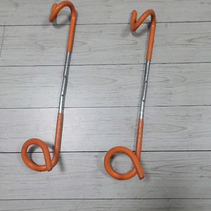 캠핑용 돼지꼬리 랜턴걸이 오렌지