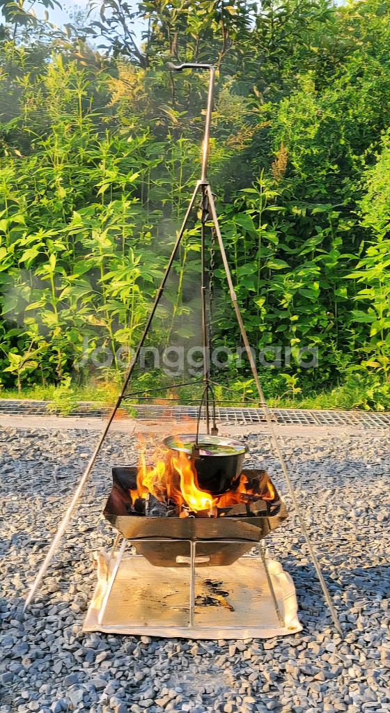 캠핑용 삼각대 화로대 장비 세트--0