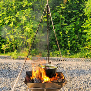 캠핑용 삼각대 화로대 장비 세트