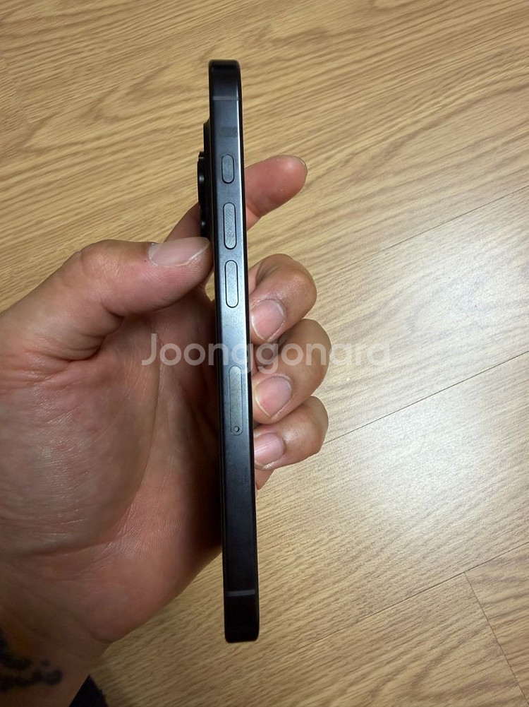 아이폰 16 프로 1T 블랙티타늄--3