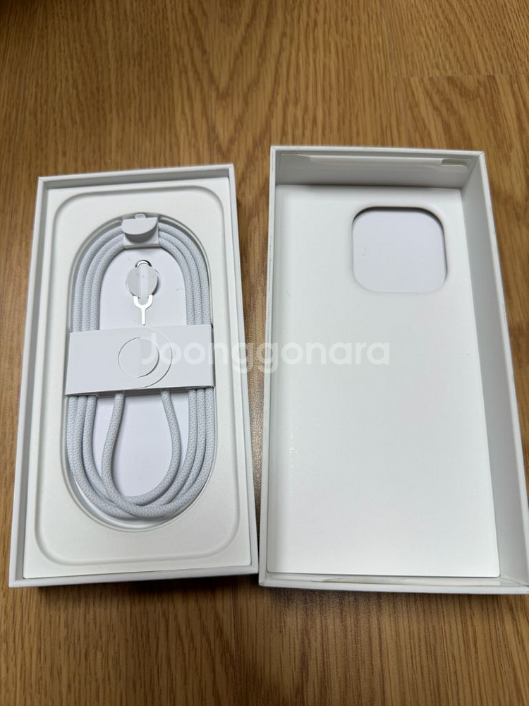 아이폰 16 프로 1T 블랙티타늄--7