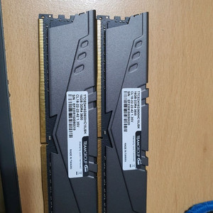 TEAMGROUP DDR4 3600 16GX2 메모리