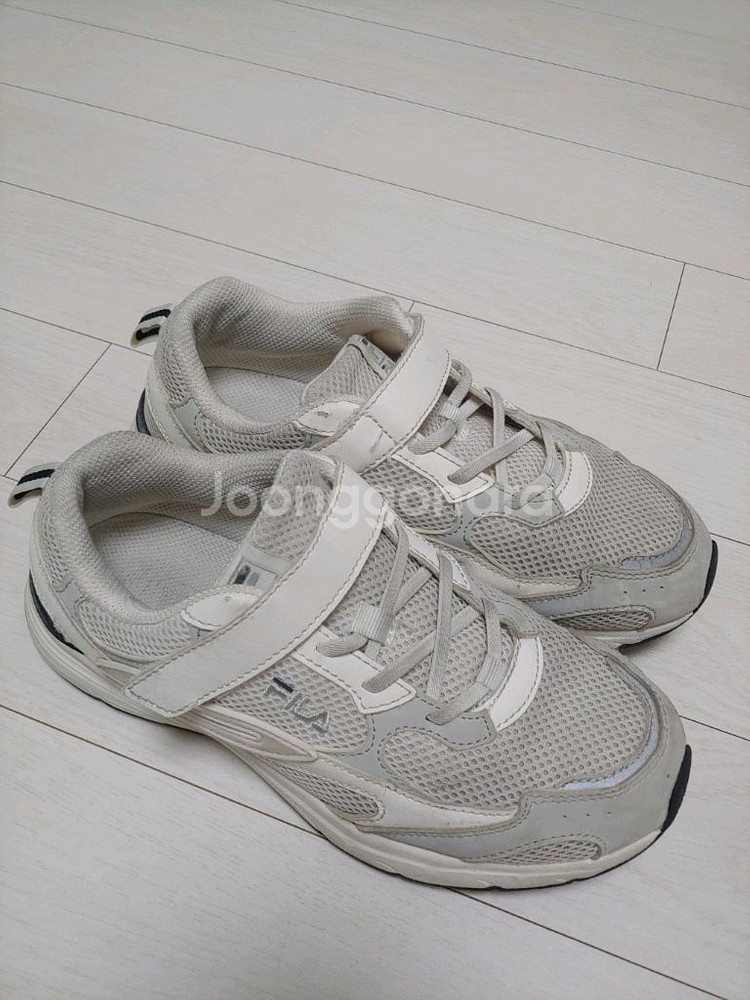 휠라 필라 벨크로 운동화 230사이즈(반값택포7천원)--0