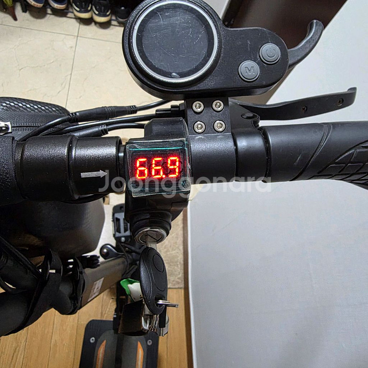 나노휠 전동킥보드 NQ-AIR 1000W 21Ah 팔아요--2