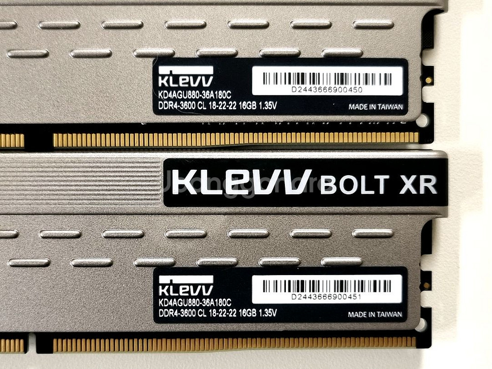 KLEVV DDR4 16G X 2 3600 BOLT XR 램 RAM--2