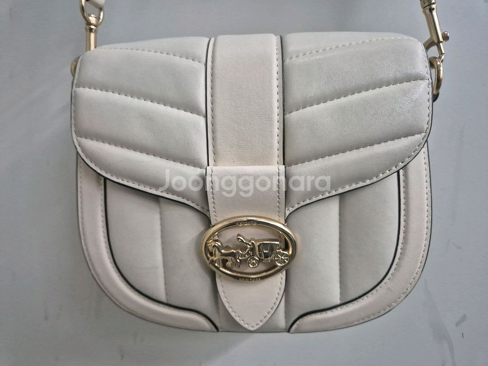 코치 조지 새들 크로스백--1