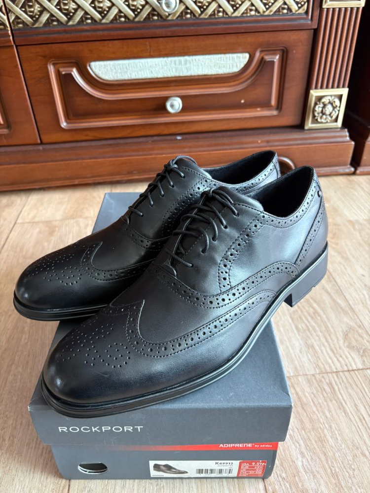 락포트 남성구두 윙팁 블랙 9.5W(나이키 기준 285)새제품--1