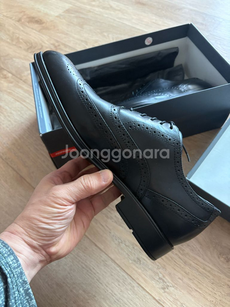 락포트 남성구두 윙팁 블랙 9.5W(나이키 기준 285)새제품--6