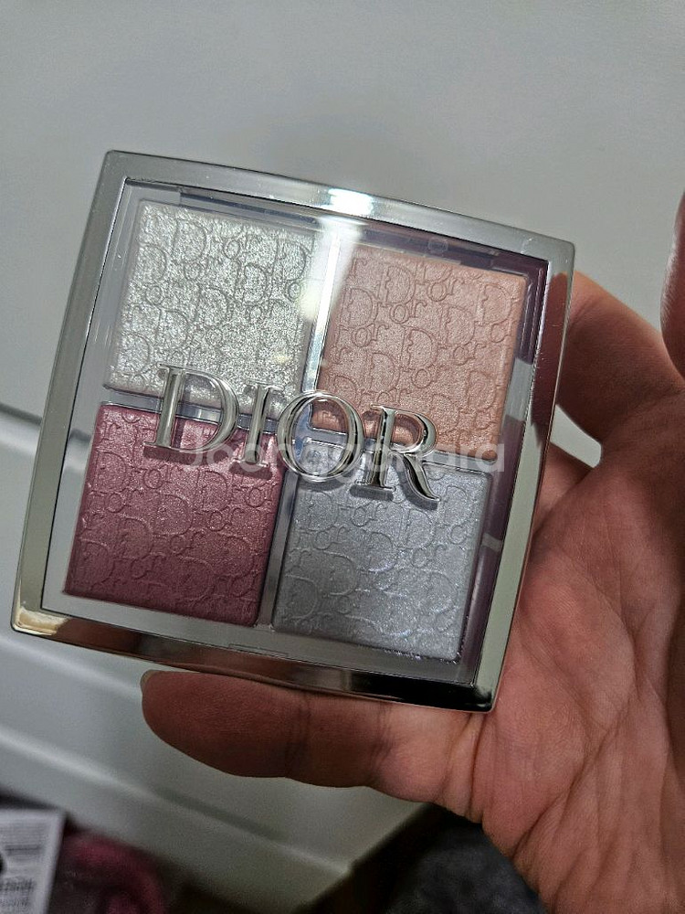 (단종) 디올 백스테이지 하이라이터 글로우 페이스 팔레트6 셀레스티얼--0