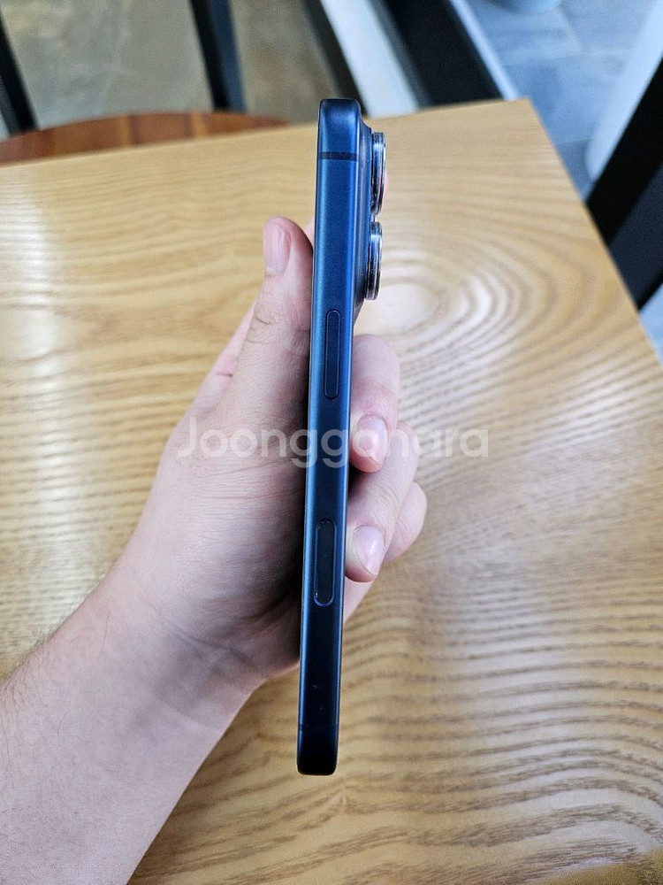 아이폰17프로 256기가 딥블루 새상품급 상품 판매해요--4