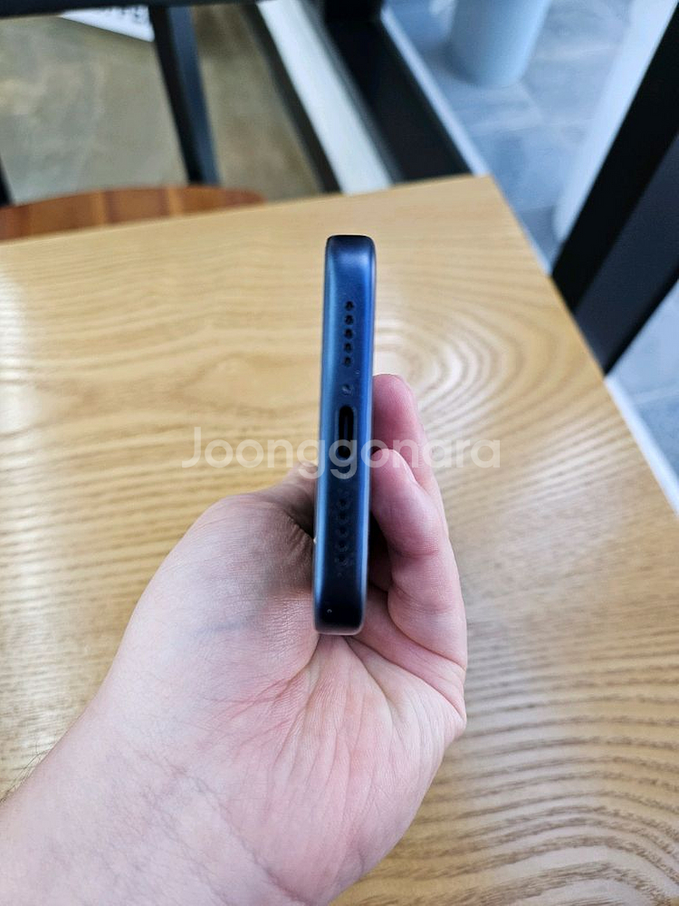 아이폰17프로 256기가 딥블루 새상품급 상품 판매해요--5