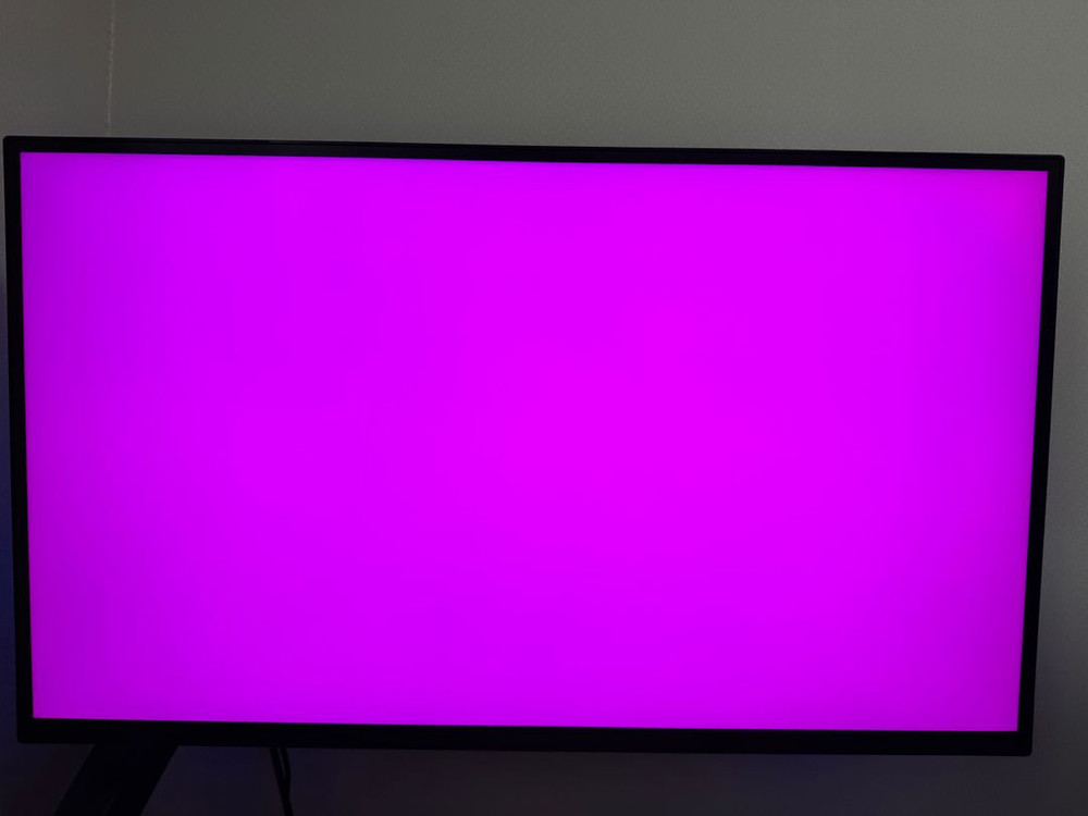 LG 32GQ-950 팝니다--5