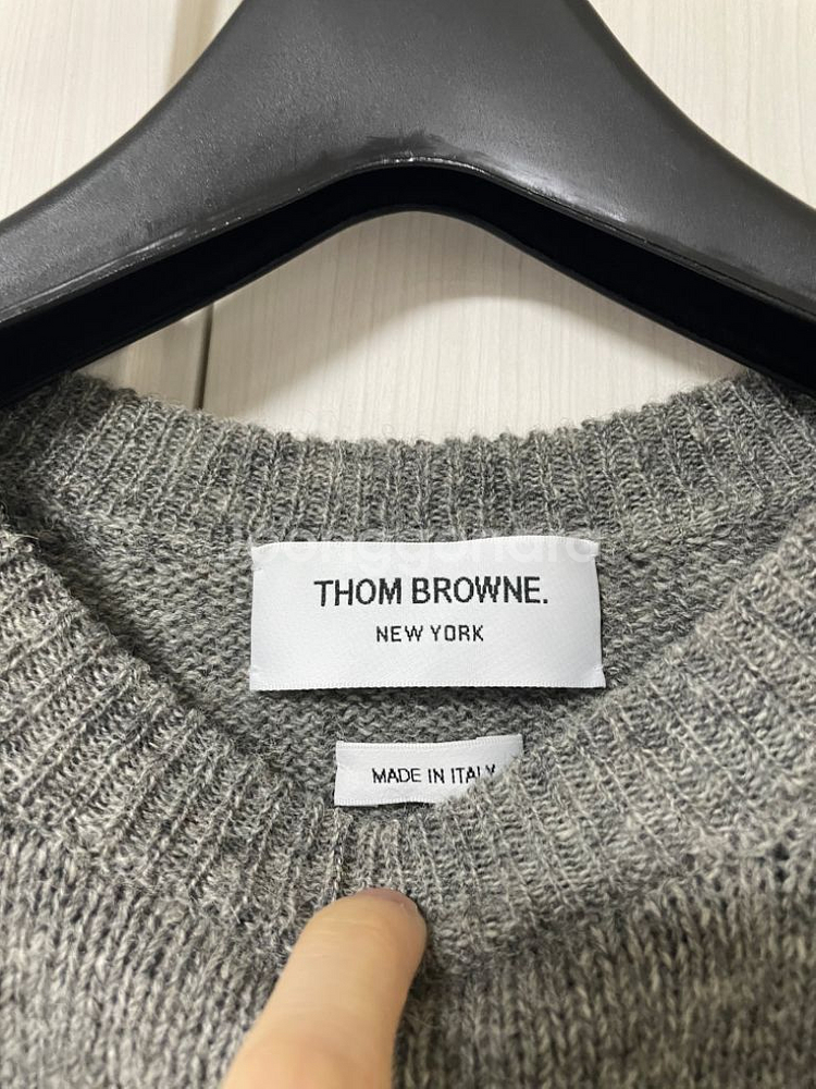 [2] 톰브라운 사선완장 셰틀랜드 울 니트 스웨터 그레--2
