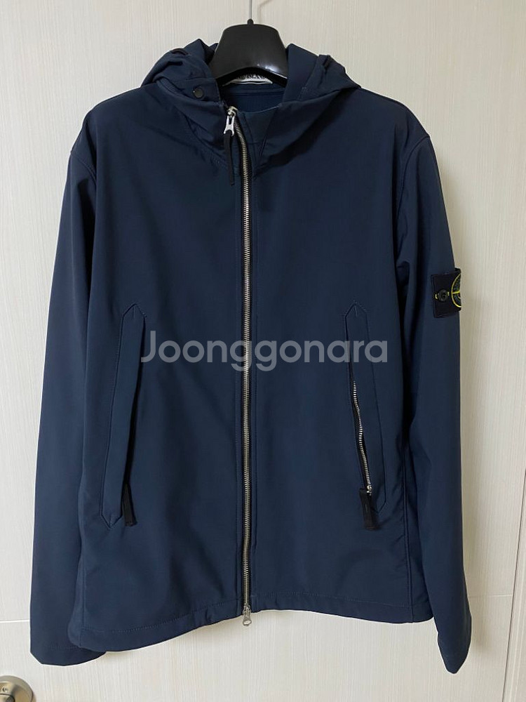 [20ss, M] 스톤아일랜드 소프트쉘 후드집업 네이비--0