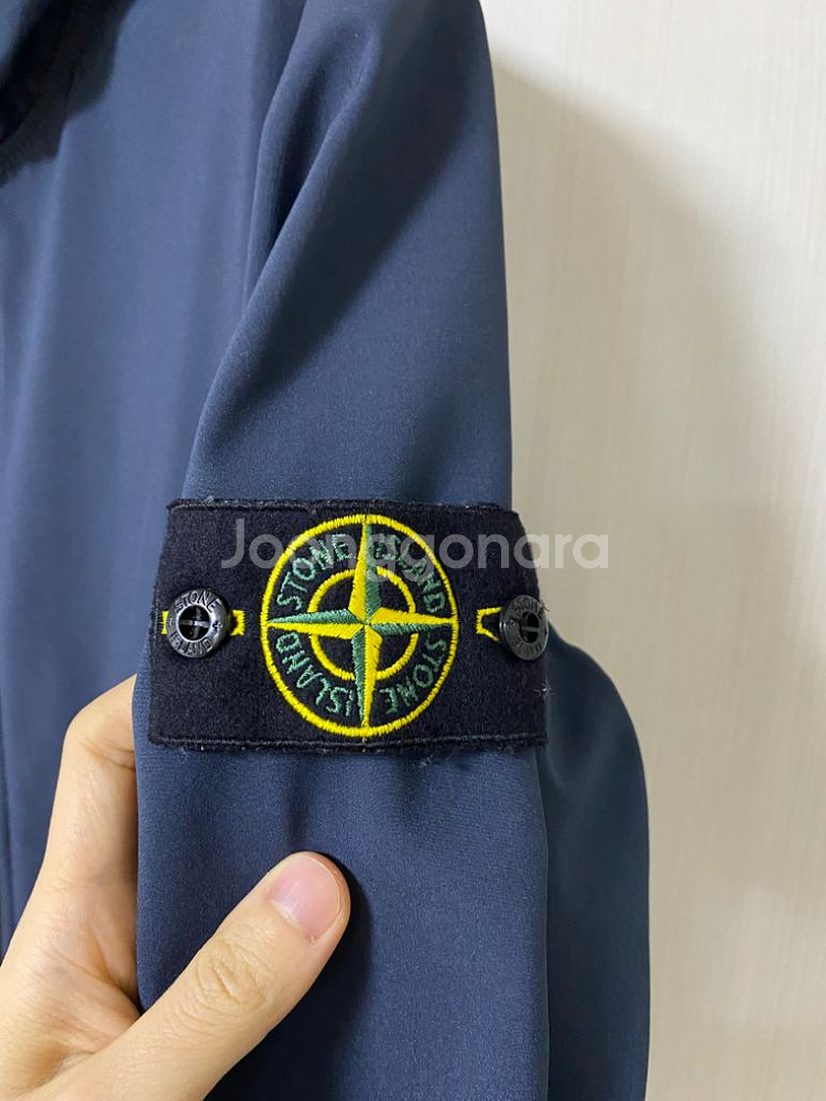 [20ss, M] 스톤아일랜드 소프트쉘 후드집업 네이비--1