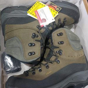 캠프라인등산화 헬리오스 다크그힌색상 260 275