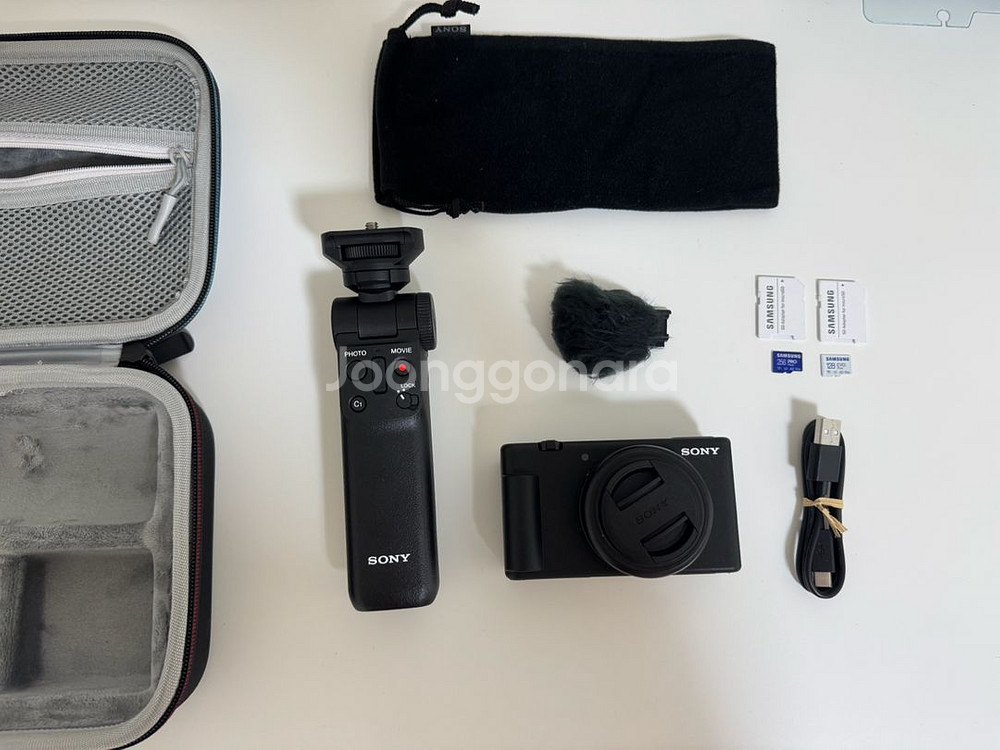 소니 ZV-1 카메라 + 그립키트 세트 팝니다--0