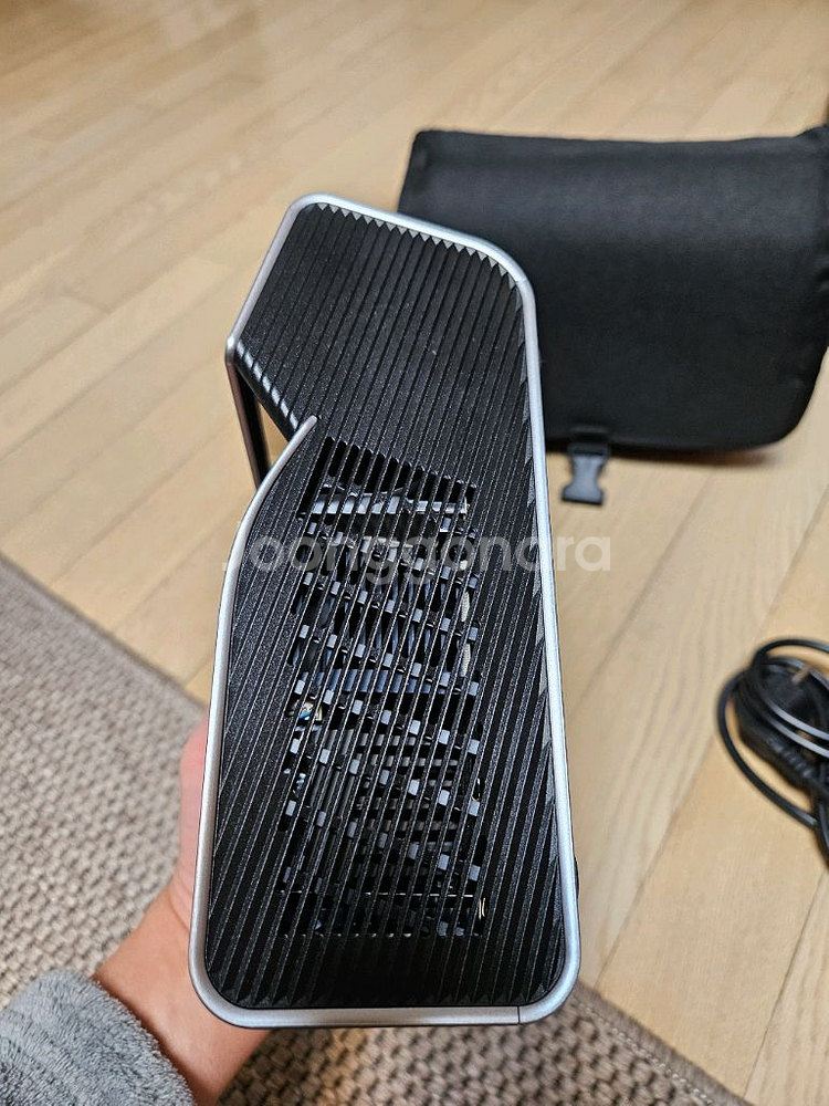 LG 초단점 미니 빔프로젝터 PH450U--4