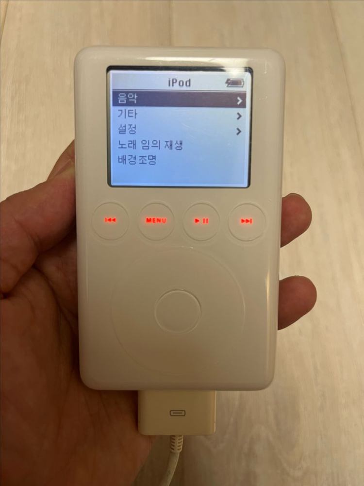 (명작)아이팟 클래식 곰발팟 3세대 흰색 18기가 이미지