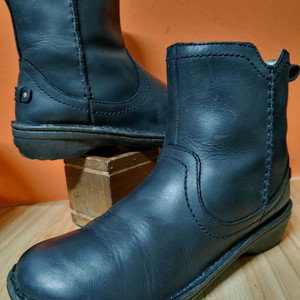 UGG어그 방한부츠(EU38표기240추천사이즈235)